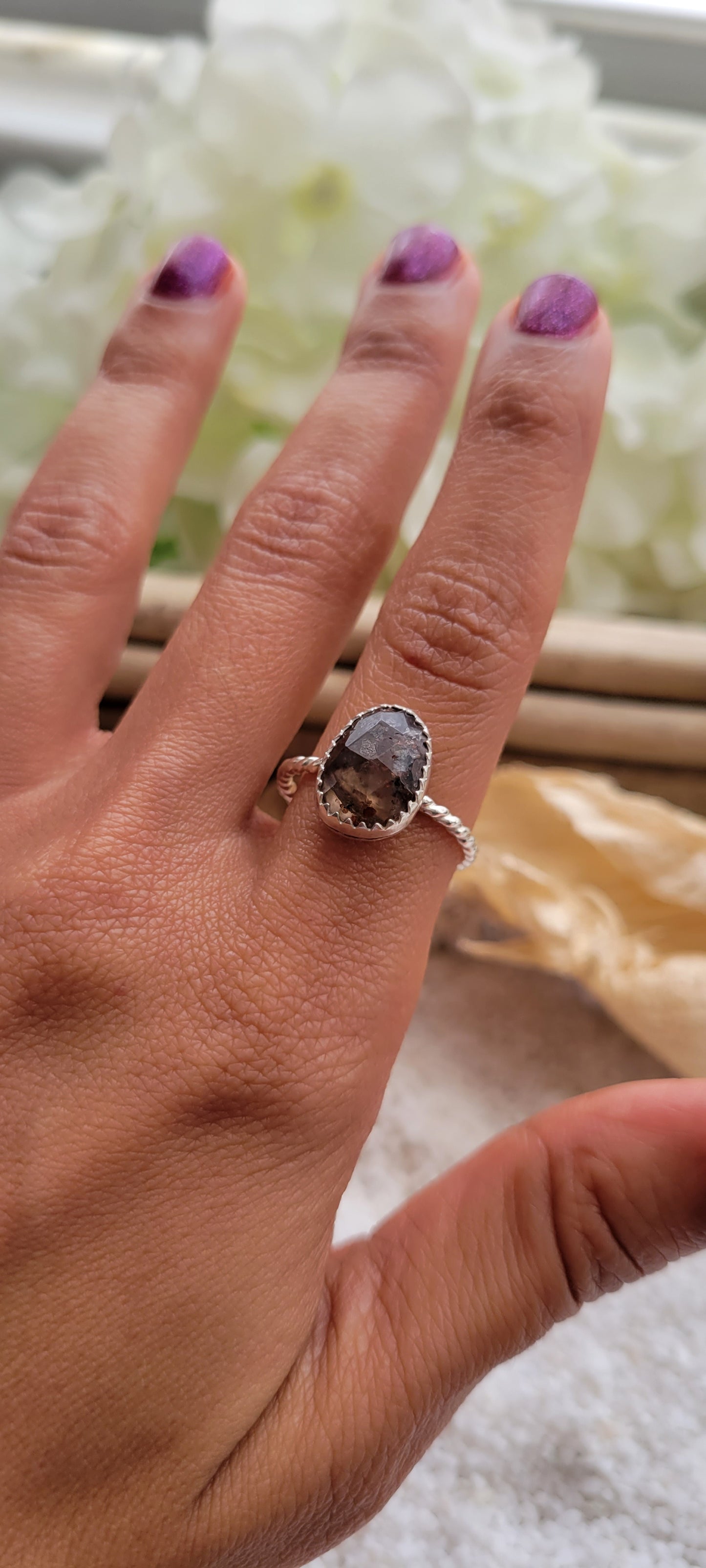 Quartz with gGarnet inside Sterling Silver Ring Size 8